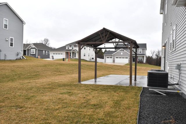 1870 Nottingham DRIVE, Union Grove, WI 53182