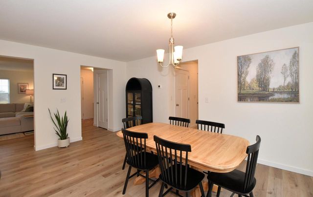 1870 Nottingham DRIVE, Union Grove, WI 53182