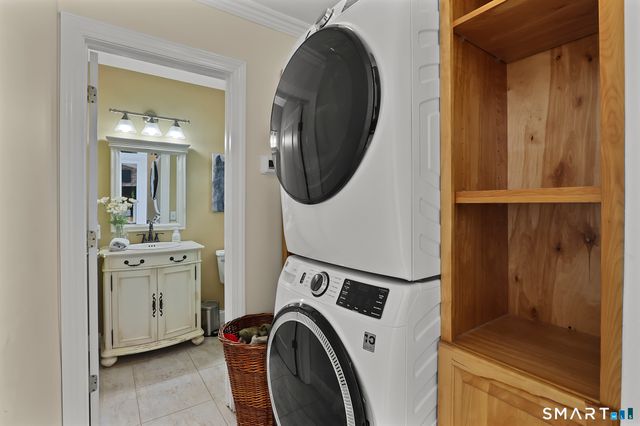 610 Niederwerfer Road, South Windsor, CT 06074