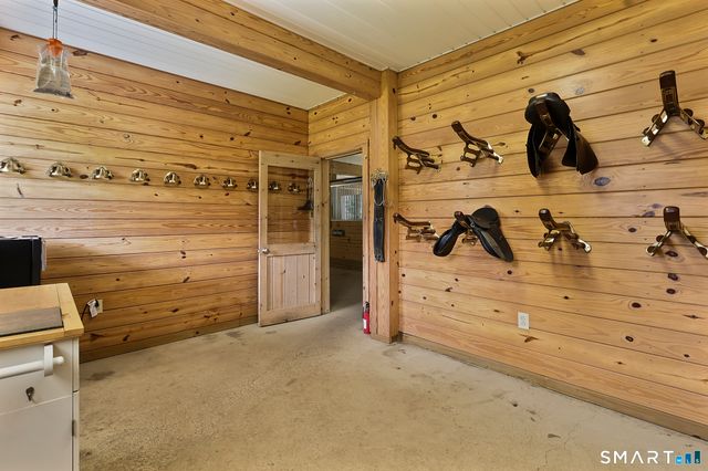 610 Niederwerfer Road, South Windsor, CT 06074