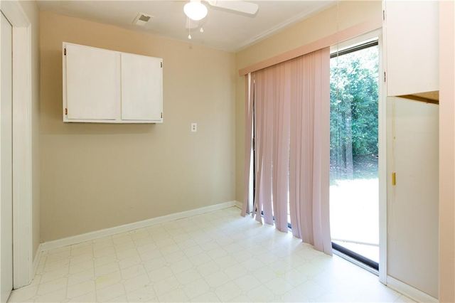 2007 Walden Park Drive, Snellville, GA 30078