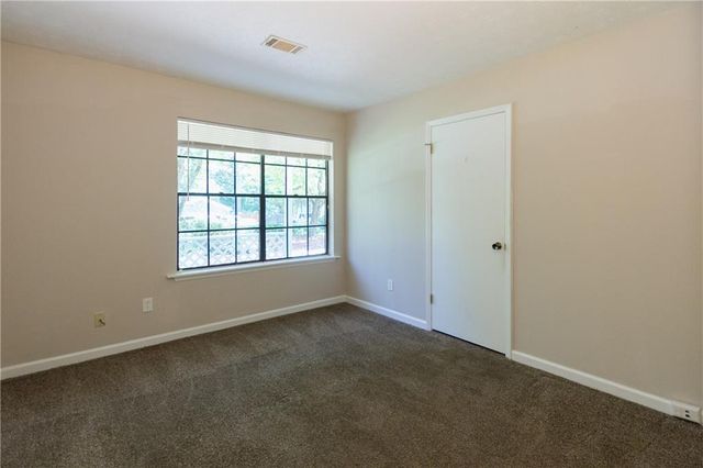 2007 Walden Park Drive, Snellville, GA 30078