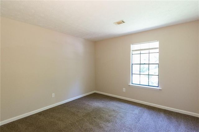 2007 Walden Park Drive, Snellville, GA 30078