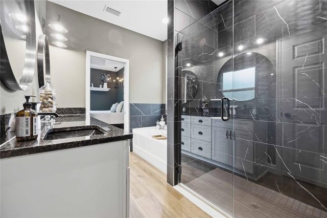 1211 HOLLYWOOD LANE, Lakeland, FL 33809