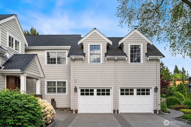 10910 NE 18th Place, Bellevue, WA 98004