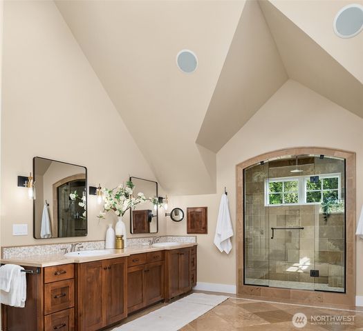 10910 NE 18th Place, Bellevue, WA 98004