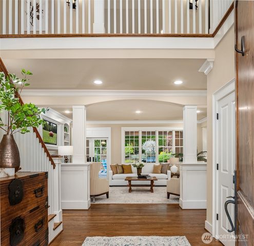 10910 NE 18th Place, Bellevue, WA 98004