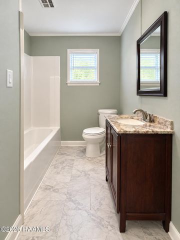 400 11th Street, Lafayette, LA 70501