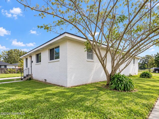 400 11th Street, Lafayette, LA 70501