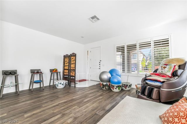 7255 Bold Rock Avenue, Las Vegas, NV 89113