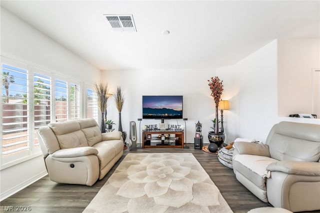 7255 Bold Rock Avenue, Las Vegas, NV 89113