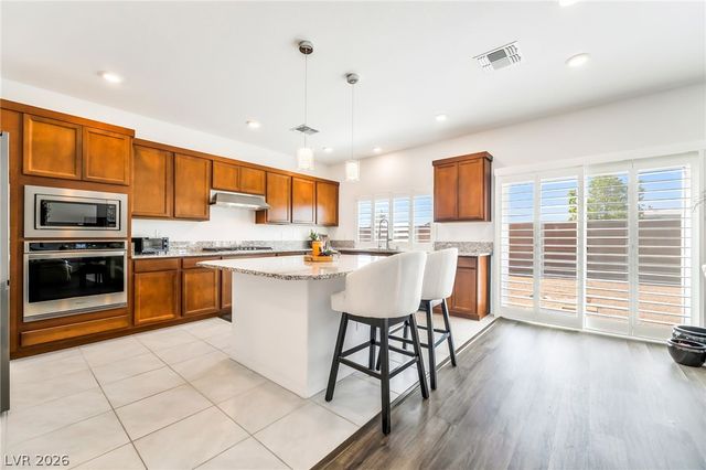 7255 Bold Rock Avenue, Las Vegas, NV 89113