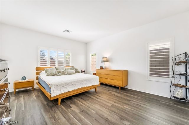 7255 Bold Rock Avenue, Las Vegas, NV 89113