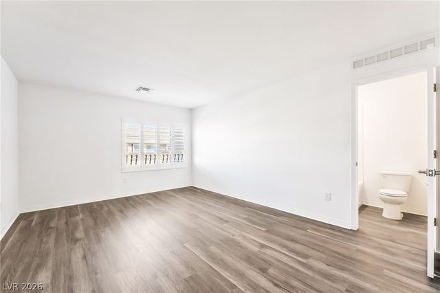 7255 Bold Rock Avenue, Las Vegas, NV 89113