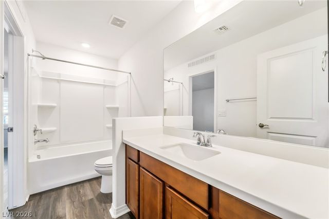 7255 Bold Rock Avenue, Las Vegas, NV 89113