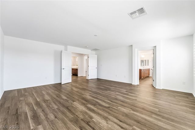 7255 Bold Rock Avenue, Las Vegas, NV 89113