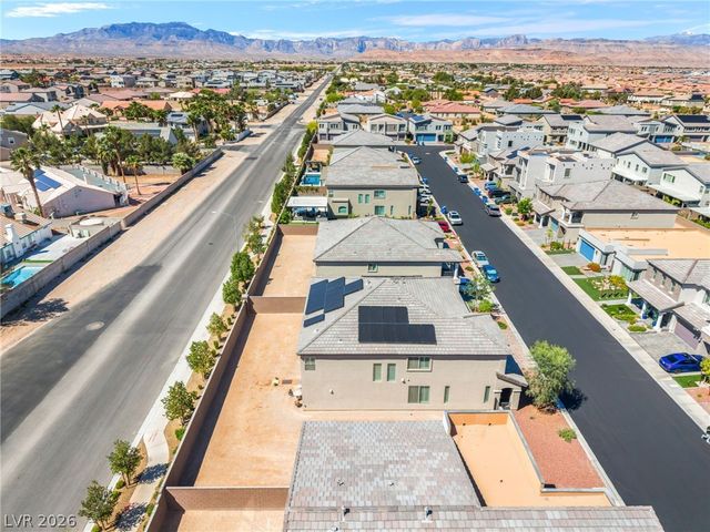 7255 Bold Rock Avenue, Las Vegas, NV 89113