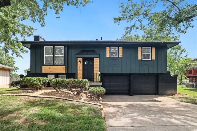 3013 S Taylor Drive, Independence, MO 64055