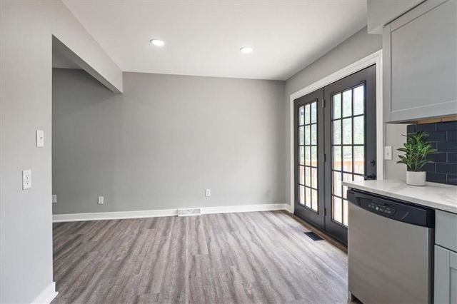 3013 S Taylor Drive, Independence, MO 64055