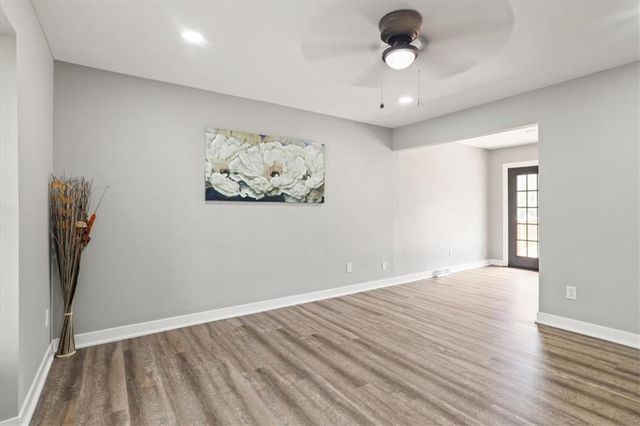 3013 S Taylor Drive, Independence, MO 64055