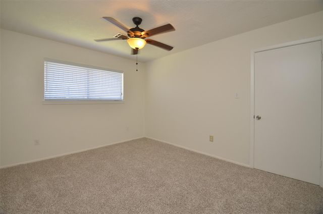 11502 Elmcroft Drive, Houston, TX 77099