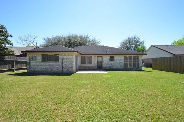 11502 Elmcroft Drive, Houston, TX 77099