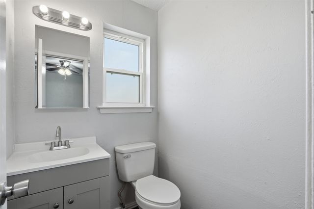 5516 Goodman Avenue, Fort Worth, TX 76107