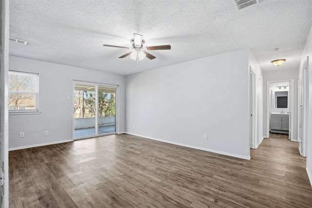 5516 Goodman Avenue, Fort Worth, TX 76107