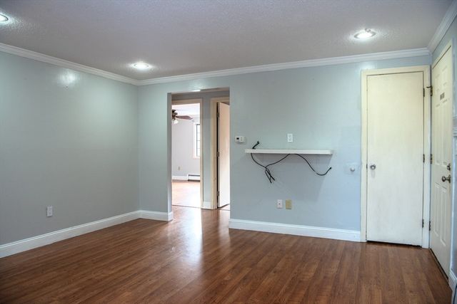 2200 Skyline Dr 4, Lowell, MA 01854