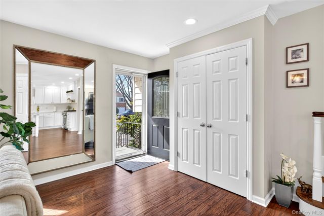 125 Meadow Street, Garden City, NY 11530