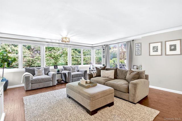 125 Meadow Street, Garden City, NY 11530