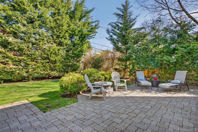 125 Meadow Street, Garden City, NY 11530