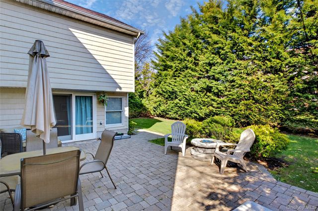 125 Meadow Street, Garden City, NY 11530