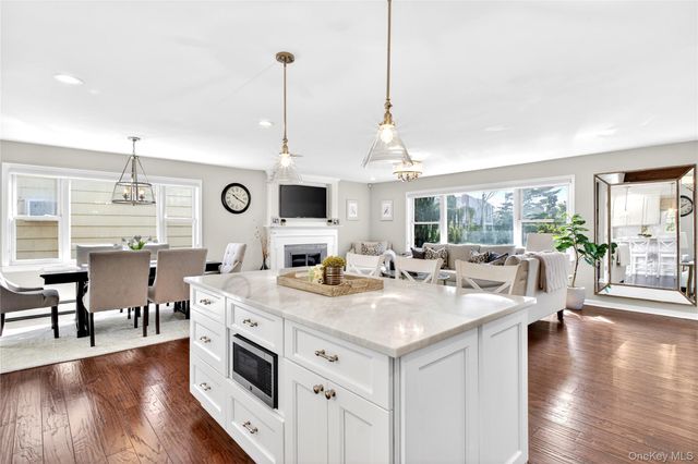 125 Meadow Street, Garden City, NY 11530