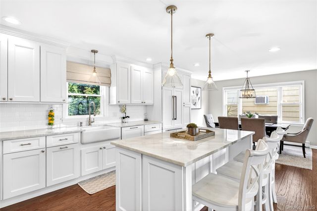 125 Meadow Street, Garden City, NY 11530