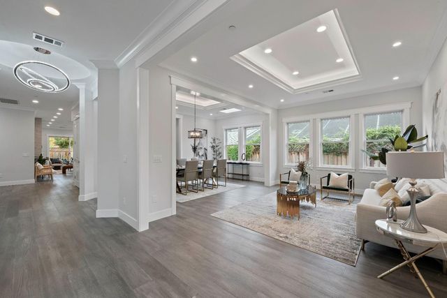 18823 Casa Blanca Lane, Saratoga, CA 95070