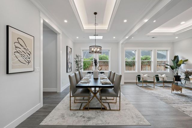 18823 Casa Blanca Lane, Saratoga, CA 95070