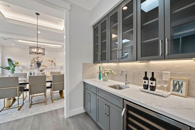 18823 Casa Blanca Lane, Saratoga, CA 95070