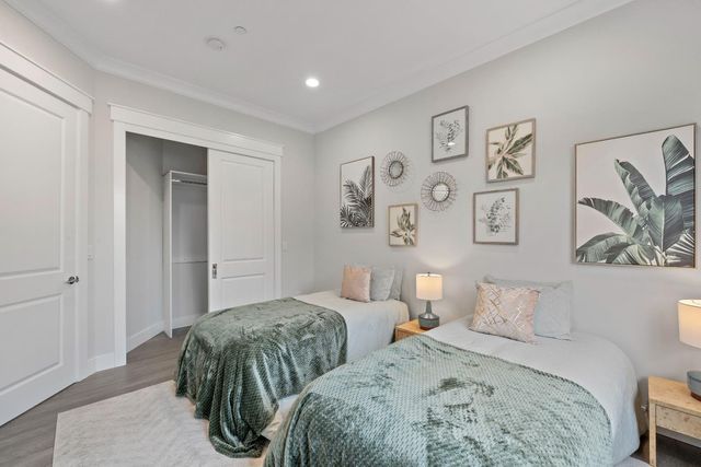 18823 Casa Blanca Lane, Saratoga, CA 95070