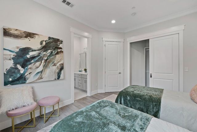 18823 Casa Blanca Lane, Saratoga, CA 95070