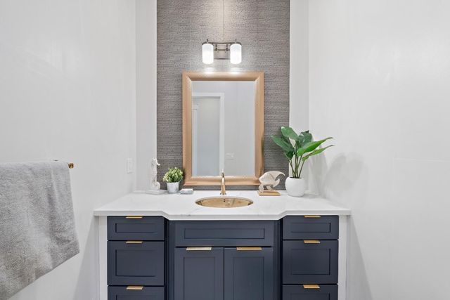 18823 Casa Blanca Lane, Saratoga, CA 95070