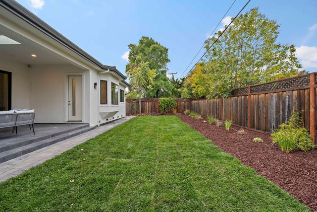 18823 Casa Blanca Lane, Saratoga, CA 95070