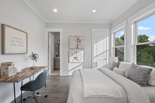 18823 Casa Blanca Lane, Saratoga, CA 95070