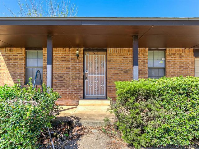 4701 Royal Oak Drive, Oklahoma City, OK 73135