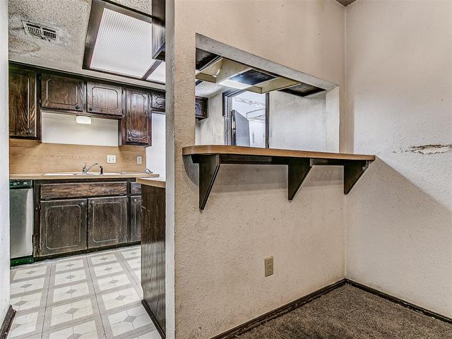 4701 Royal Oak Drive, Oklahoma City, OK 73135