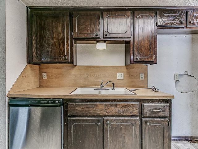 4701 Royal Oak Drive, Oklahoma City, OK 73135