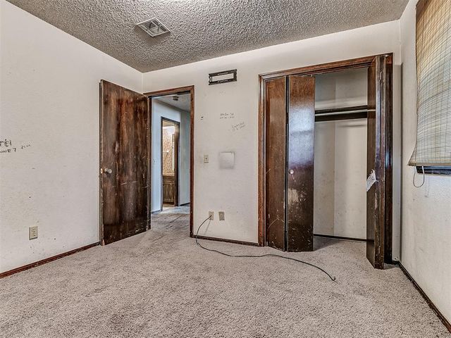 4701 Royal Oak Drive, Oklahoma City, OK 73135