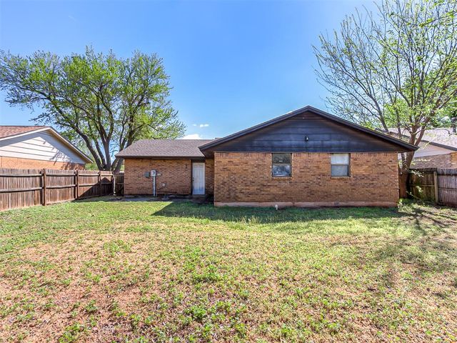 4701 Royal Oak Drive, Oklahoma City, OK 73135