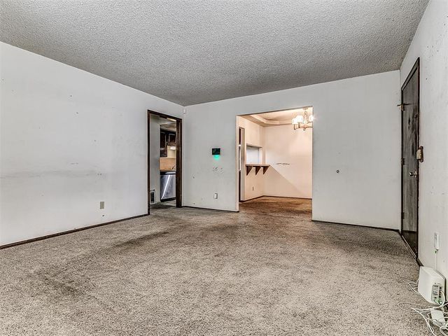 4701 Royal Oak Drive, Oklahoma City, OK 73135