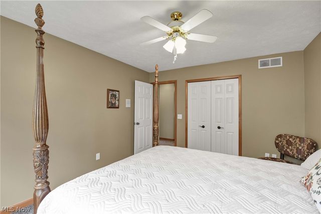 30941 Pepper Mill Court 83B, North Olmsted, OH 44070